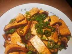 -吃饭皇帝大土家民族菜(正大广场店)