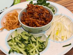 -合合春饼·酱骨·东北菜(潘家园店)
