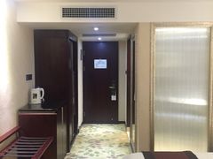 -广东大厦酒店(广州北京路步行街纪念堂地铁站店)