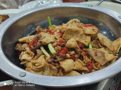 -湖南人家湘菜馆(镇江路店)