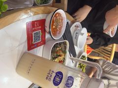 -鲁员外地锅鸡地锅鱼(龙湖江东天街店)