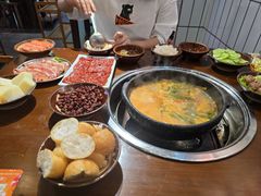 -黔有有贵州酸汤夺夺粉火锅(五味十字店)