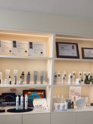 -JNK皮肤管理中心