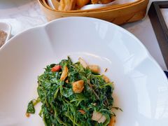 金蒜炝炒枸杞叶-拾久(朝阳公园店)