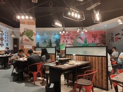 大堂-还是那家•秘制活鱼现烤•香辣美蛙(独墅湖邻里中心店)