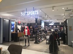 -丽达购物中心(崂山店)