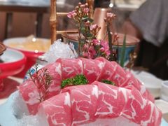 雪花肩肉-涮福記·现切牛羊肉火锅(世纪汇店)