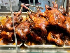 -王浩儿纪六孃甜皮鸭(乐山总店)