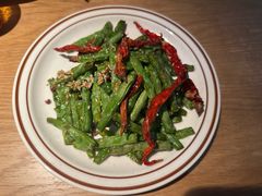 -纳鲁孜·新疆特色餐厅(上海悦荟广场店)