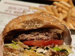 -The Habit Burger Grill 哈比特汉堡(复兴soho店)