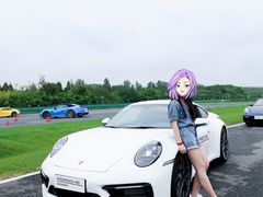-上海保时捷体验中心