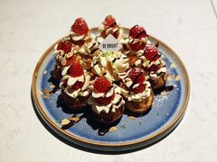 草莓忌廉华夫饼-BE BRIGHT KITCHEN(正佳广场店)