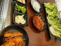 -肉甲韩国木炭烤肉(新壹街1店)