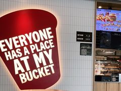 用餐区-肯德基(巴沟店)