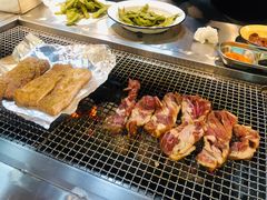 -马路牙子烧烤音乐酒馆(望京店)