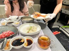 -红鼎豆捞·非遗鲍皇汤火锅(宝丰路店)