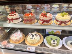 -花花卷卷·鲜食蛋糕(静安久光百货店)