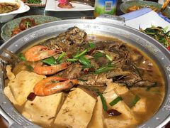 -东来菜馆•手抓海鲜家常菜•海鲜锅贴(鸽子窝店)