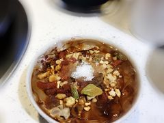 -牛華八婆火锅串串(南中环店)