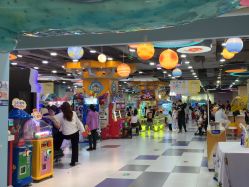 -万达宝贝王(上海浦江店)