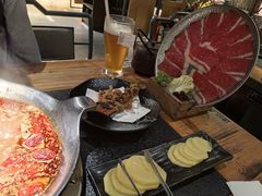 -湊湊火锅·茶憩(南京东路悦荟店)