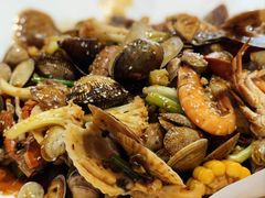 -东来菜馆•手抓海鲜家常菜•海鲜锅贴(鸽子窝店)