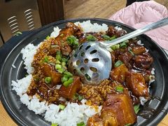 滋滋香米肉-八大碗私房菜(中城路店)