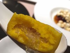 燕窝绿豆糕-荣轩(新荣记环球金融中心店)