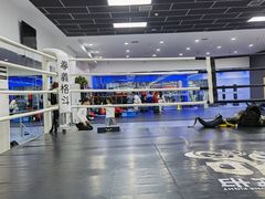 -拳义格斗搏击散打泰拳拳击俱乐部(裕华店)