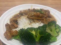 -裕记烧腊连锁餐饮(国商分店)