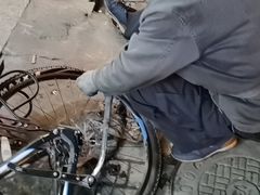 -肖氏修车行(严丰路店)