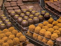 -Laderach 莱德拉(上海环贸iapm店)