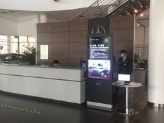 -奔驰北京极光星徽(四元桥店)