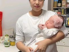 -臻爱住家月嫂育儿嫂(万达店)