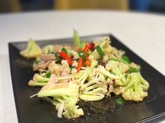 -本来精品川菜(嘉里中心店)