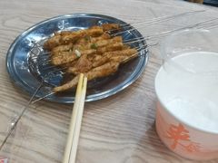 -江城燕子大排档(江汉路步行街店)