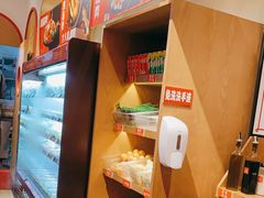 -小蛮椒麻辣烫·麻辣拌(青浦宝龙店)