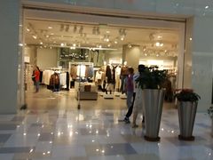 -H&M(鹏欣水游城店)