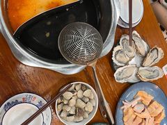 -老何家后安粉·糟粕醋海鲜火锅(三亚湾椰梦长廊店)