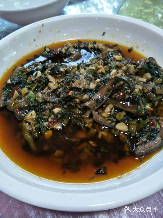 龙虎史黄鳝藿香鳝鱼图片