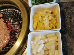 黄金泡菜-觅福里•熟成和牛餐厅