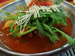 -喇喇排骨火锅·传统韩式脊骨汤(望京西园总店)