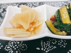 -八两八金·莱芜特色炒鸡(市南漳浦路店)