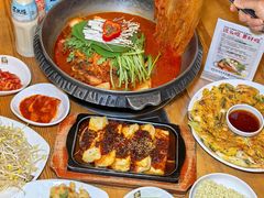 -喇喇排骨火锅·传统韩式脊骨汤(望京西园总店)