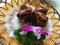 红烧妙龄乳鸽-顺悦酒家(嘉信城市广场店)