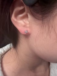 -鳌首刺青纹身 穿孔饰品店