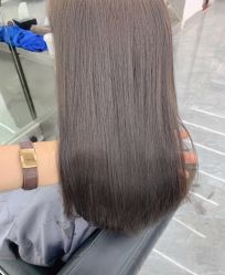 -COMO SALON 烫染可茉发型