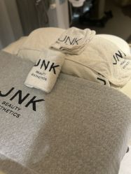 -JNK皮肤管理中心