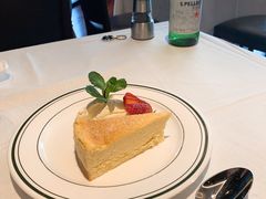 -Wolfgang’s Steakhouse 沃夫冈牛排馆(上海白玉兰广场店)