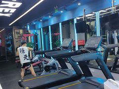 -臻元搏击格斗泰拳拳馆(港隆店)